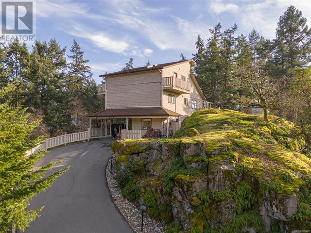 2520 Duncan Lane, House detached with 5 bedrooms, 5 bathrooms and 2 parking in Langford BC | Image 63