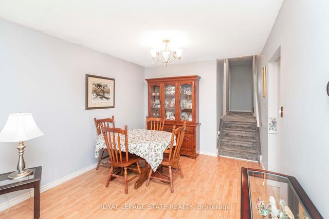 322 East 24th St, House detached with 3 bedrooms, 2 bathrooms and 2 parking in Hamilton ON | Image 6