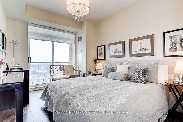 rg5 - 2 Clairtrell Rd, Condo with 2 bedrooms, 3 bathrooms and 2 parking in Toronto ON | Image 6