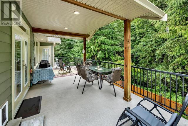 400 Winter Dr, House detached with 4 bedrooms, 3 bathrooms and 4 parking in Lake Cowichan BC | Image 14