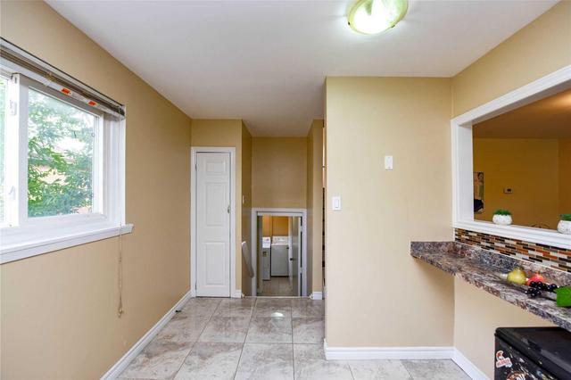 42 Sharon Crt, House semidetached with 4 bedrooms, 2 bathrooms and 6 parking in Brampton ON | Image 8