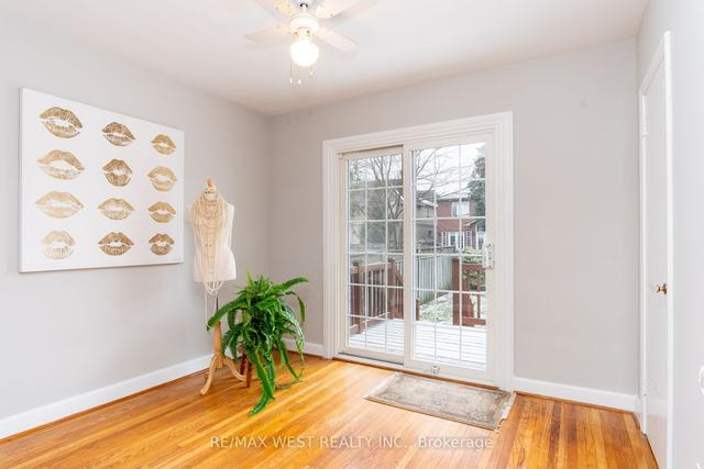 8 Koos Rd, House detached with 3 bedrooms, 1 bathrooms and 2 parking in Toronto ON | Image 3