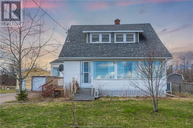 521 La Vallee, House detached with 3 bedrooms, 2 bathrooms and null parking in Memramcook NB | Image 1