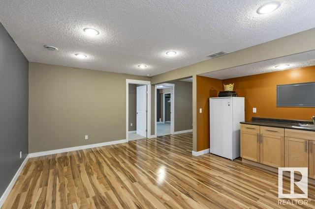 2708 Anderson Cr Sw, House detached with 6 bedrooms, 3 bathrooms and 4 parking in Edmonton AB | Image 49