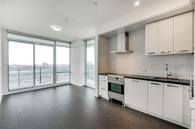 s809 - 120 Bayview Ave, Condo with 2 bedrooms, 2 bathrooms and 1 parking in Toronto ON | Image 15