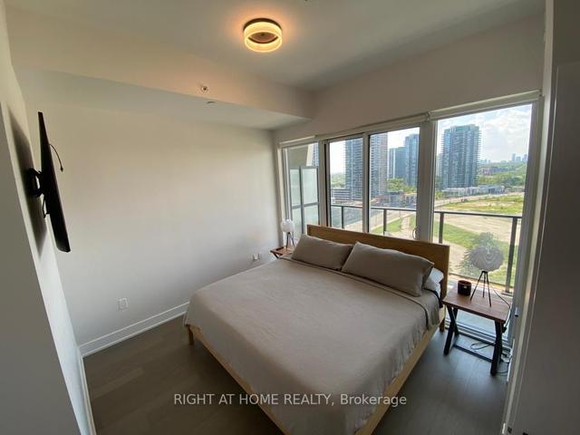 1213 - 30 Shore Breeze Dr, Condo with 2 bedrooms, 1 bathrooms and 1 parking in Toronto ON | Image 3