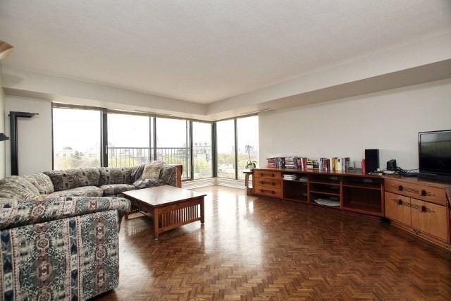 ph8 - 447 Walmer Rd, Condo with 1 bedrooms, 2 bathrooms and 1 parking in Toronto ON | Image 22