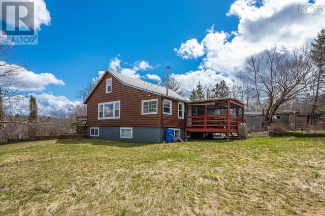 363 Ogilvie Road, House detached with 4 bedrooms, 2 bathrooms and null parking in Halifax NS | Image 3