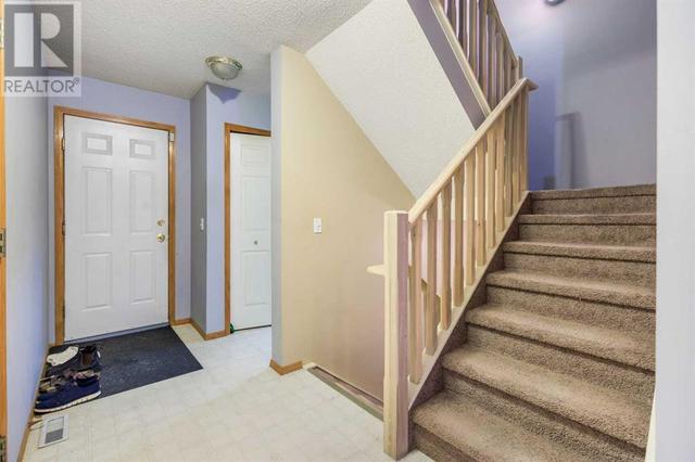 1, - 642 Mcdougall Road Ne, House attached with 3 bedrooms, 2 bathrooms and 1 parking in Calgary AB | Image 11