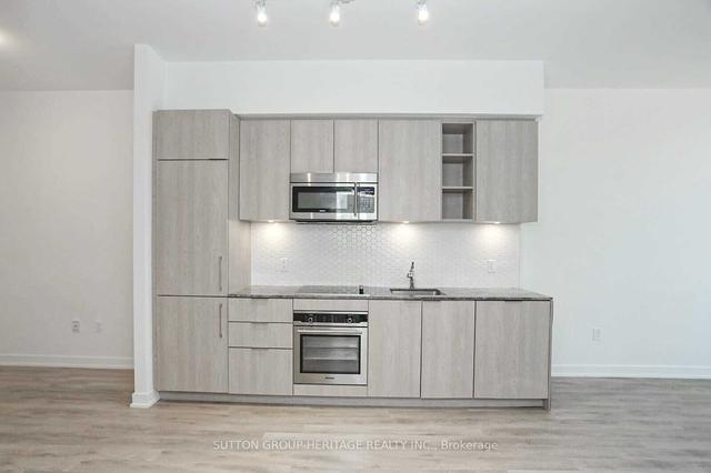 303 - 50 Ordnance St, Condo with 1 bedrooms, 1 bathrooms and 1 parking in Toronto ON | Image 3