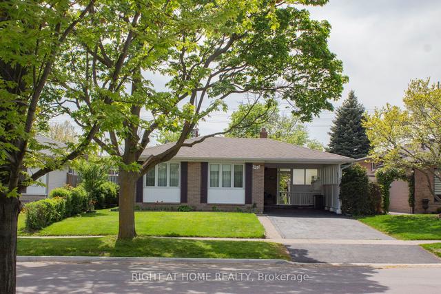953 Parthia Cres, House detached with 3 bedrooms, 2 bathrooms and 3 parking in Mississauga ON | Image 12