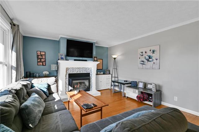 220 Jarvis Street, House detached with 5 bedrooms, 2 bathrooms and 3 parking in Cornwall ON | Image 9