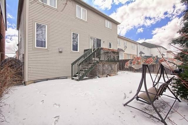 121 Woodbine Pl, House detached with 4 bedrooms, 3 bathrooms and 2 parking in Oshawa ON | Image 19