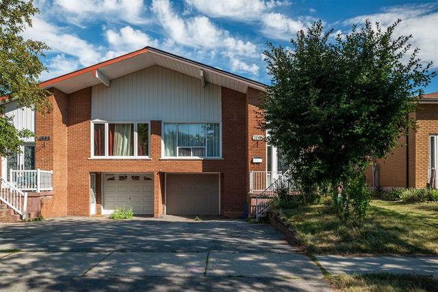 2662 Hortense Rd S, House semidetached with 3 bedrooms, 1 bathrooms and 2 parking in Mississauga ON | Image 1