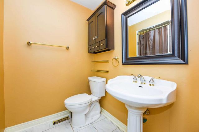 53 Hartnell Sq, Townhouse with 3 bedrooms, 3 bathrooms and 2 parking in Brampton ON | Image 26
