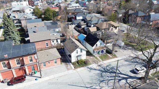 140 Antrim St, House detached with 4 bedrooms, 2 bathrooms and 2 parking in Peterborough ON | Image 21