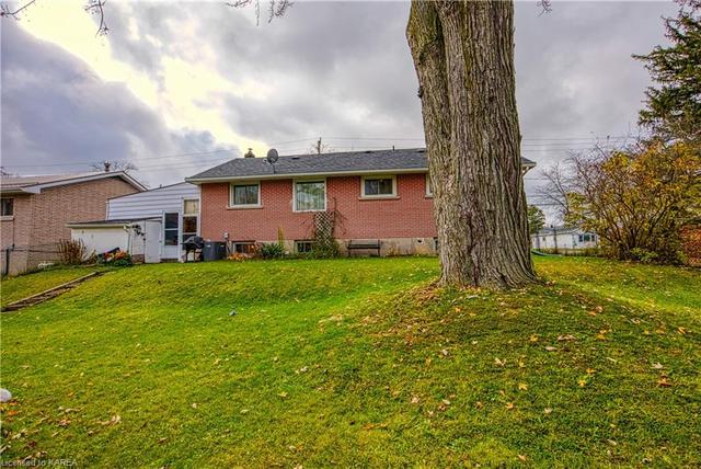 283 Camden Road, House detached with 4 bedrooms, 1 bathrooms and 3 parking in Greater Napanee ON | Image 29