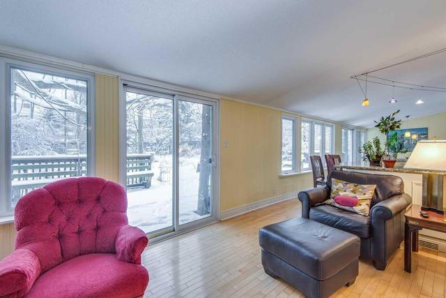 75 Lord Seaton Rd, House detached with 4 bedrooms, 3 bathrooms and 2 parking in Toronto ON | Image 4