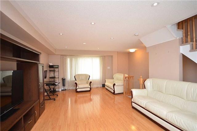 unit 40 - 5035 Oscar Peterson Blvd, Townhouse with 3 bedrooms, 3 bathrooms and 2 parking in Mississauga ON | Image 5