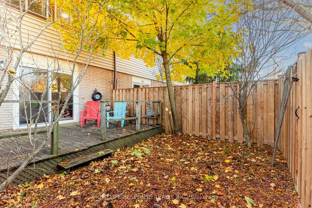 38a - 14 Claudette Gate, Townhouse with 3 bedrooms, 2 bathrooms and 2 parking in Hamilton ON | Image 15