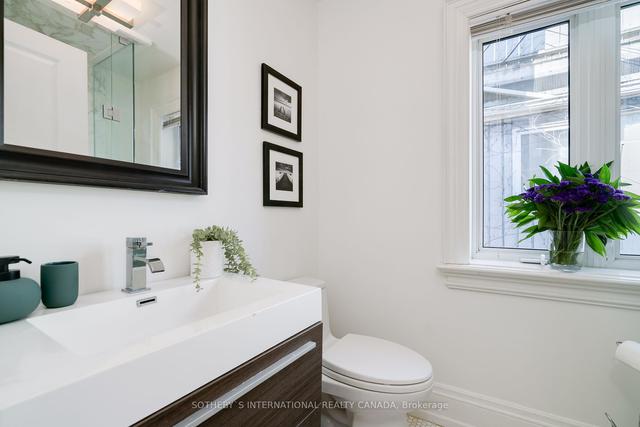 172 Macpherson Ave, House semidetached with 3 bedrooms, 2 bathrooms and 1 parking in Toronto ON | Image 8
