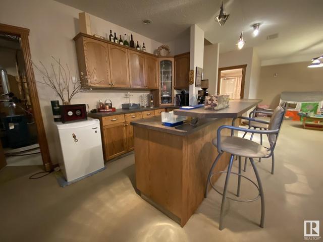 10903 176a Av Nw, House detached with 4 bedrooms, 3 bathrooms and 6 parking in Edmonton AB | Image 29
