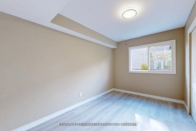 1041 Lillian St, House detached with 3 bedrooms, 3 bathrooms and 6 parking in Toronto ON | Image 26