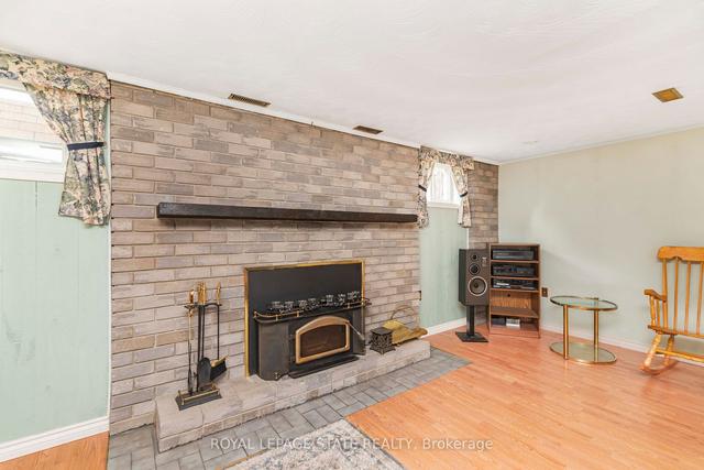 322 East 24th St, House detached with 3 bedrooms, 2 bathrooms and 2 parking in Hamilton ON | Image 24
