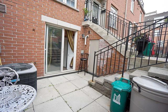 111 - 870 Jane St, Townhouse with 2 bedrooms, 2 bathrooms and 1 parking in Toronto ON | Image 29