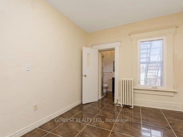 2011 Dundas St W, House detached with 7 bedrooms, 5 bathrooms and 4 parking in Toronto ON | Image 28