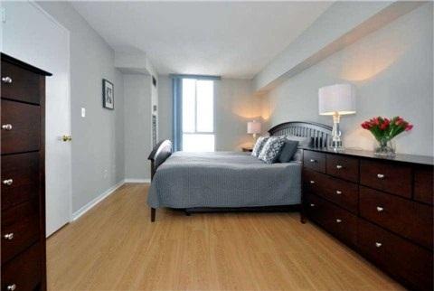 1903 - 145 Hillcrest Ave, Condo with 2 bedrooms, 2 bathrooms and 1 parking in Mississauga ON | Image 15