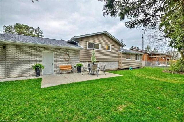 1366 Haist St, House detached with 3 bedrooms, 1 bathrooms and 6 parking in Pelham ON | Image 29