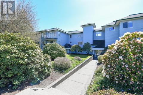 301b - 698 Aspen Rd, Condo with 2 bedrooms, 1 bathrooms and 41 parking in Comox BC | Card Image
