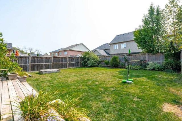 8 Alex Grant Pl, House detached with 3 bedrooms, 4 bathrooms and 4 parking in St. Catharines ON | Image 25
