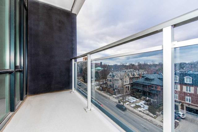 513 - 223 St Clair Ave W, Condo with 2 bedrooms, 2 bathrooms and 0 parking in Toronto ON | Image 4