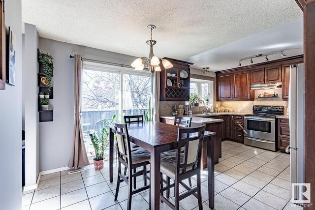 8707 31 Av Nw, House detached with 4 bedrooms, 2 bathrooms and 4 parking in Edmonton AB | Image 6