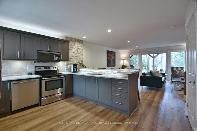 64 - 149 Fairway Cres, Condo with 3 bedrooms, 3 bathrooms and 1 parking in Collingwood ON | Image 19