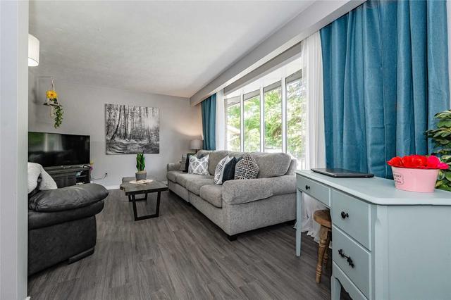 103 Harvard Rd, House detached with 3 bedrooms, 3 bathrooms and 4 parking in Guelph ON | Image 7