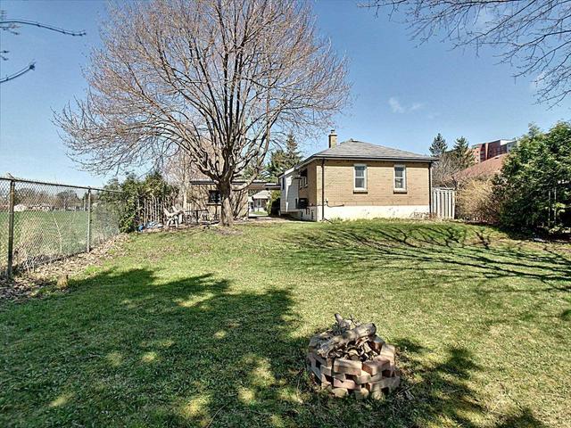 1501 Howland Ave, House detached with 2 bedrooms, 2 bathrooms and 2 parking in London ON | Image 4