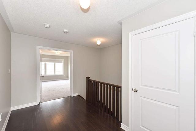 58 Farooq Blvd, House attached with 3 bedrooms, 3 bathrooms and 2 parking in Vaughan ON | Image 13
