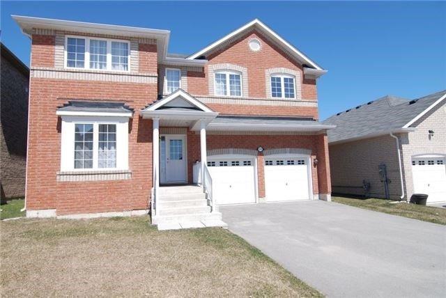 1402 Kellough St, House detached with 4 bedrooms, 4 bathrooms and 4 parking in Innisfil ON | Image 1