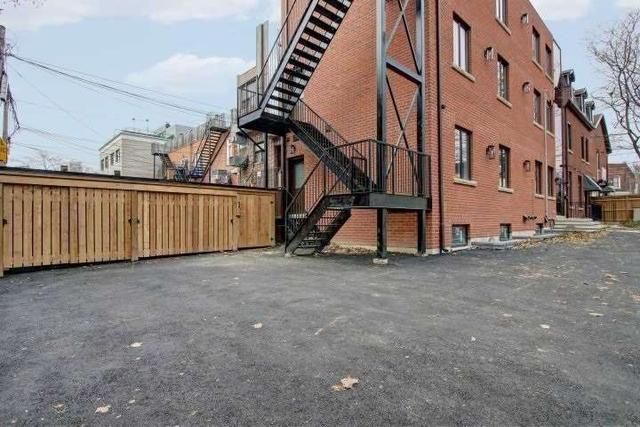 unit 2 - 468 Ontario St, House attached with 2 bedrooms, 2 bathrooms and 1 parking in Toronto ON | Image 7
