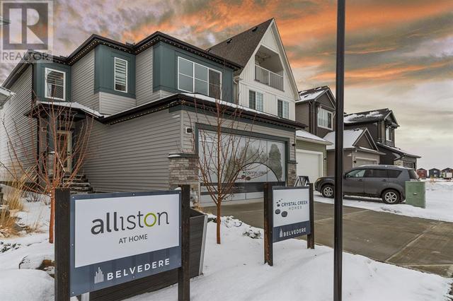 82 Belvedere Green Se, House detached with 4 bedrooms, 3 bathrooms and 4 parking in Calgary AB | Image 2