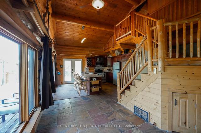 59 White Bear Crt, House detached with 4 bedrooms, 2 bathrooms and 12 parking in Temagami ON | Image 3