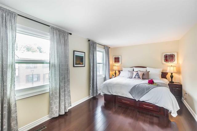 40 - 2061 Bridletowne Circ, Townhouse with 3 bedrooms, 3 bathrooms and 2 parking in Toronto ON | Image 9
