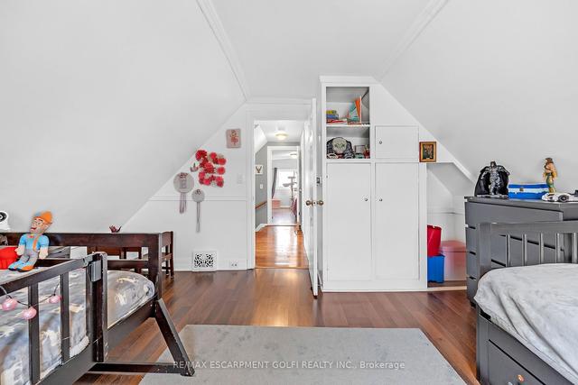 34 Argyle Ave, House detached with 3 bedrooms, 2 bathrooms and 2 parking in Hamilton ON | Image 21
