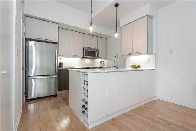Th4 - 39 Verral Ave, Townhouse with 3 bedrooms, 3 bathrooms and 1 parking in Toronto ON | Image 4