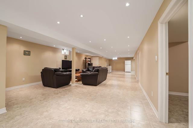 41 Vas Rd, House detached with 3 bedrooms, 4 bathrooms and 4 parking in Vaughan ON | Image 27