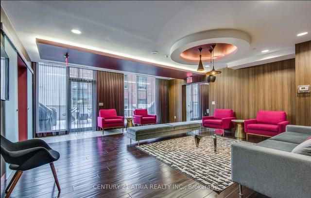 712 - 105 George St, Condo with 1 bedrooms, 1 bathrooms and 1 parking in Toronto ON | Image 3