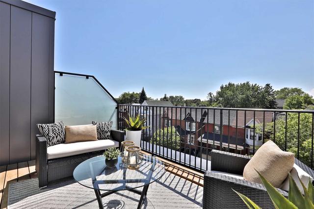 319 Westmoreland Ave, House attached with 3 bedrooms, 3 bathrooms and 1 parking in Toronto ON | Image 8